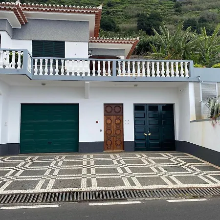 Casa Dos Loes * Arco da Calheta (Madeira)